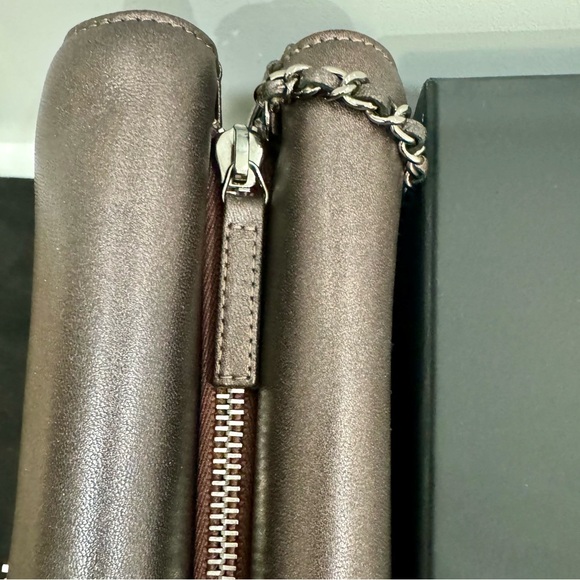 Chanel wallet on a chain. - Picture 8 of 16